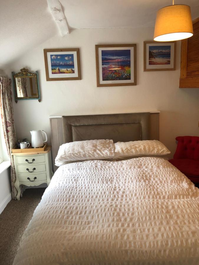 1 Laurel Cottages Долиш Екстериор снимка